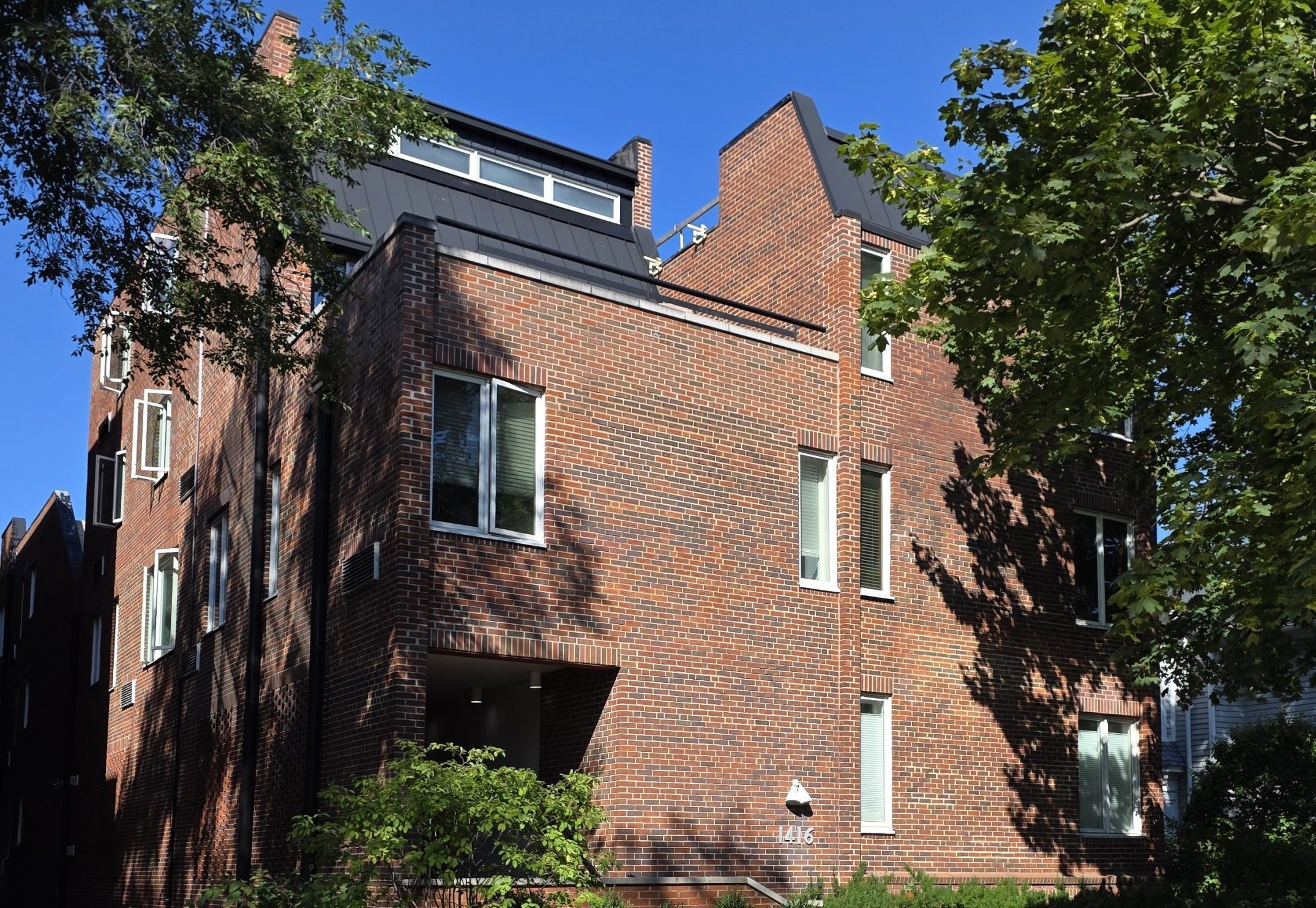 Tuckpointing - Masonry Repair - Caulking