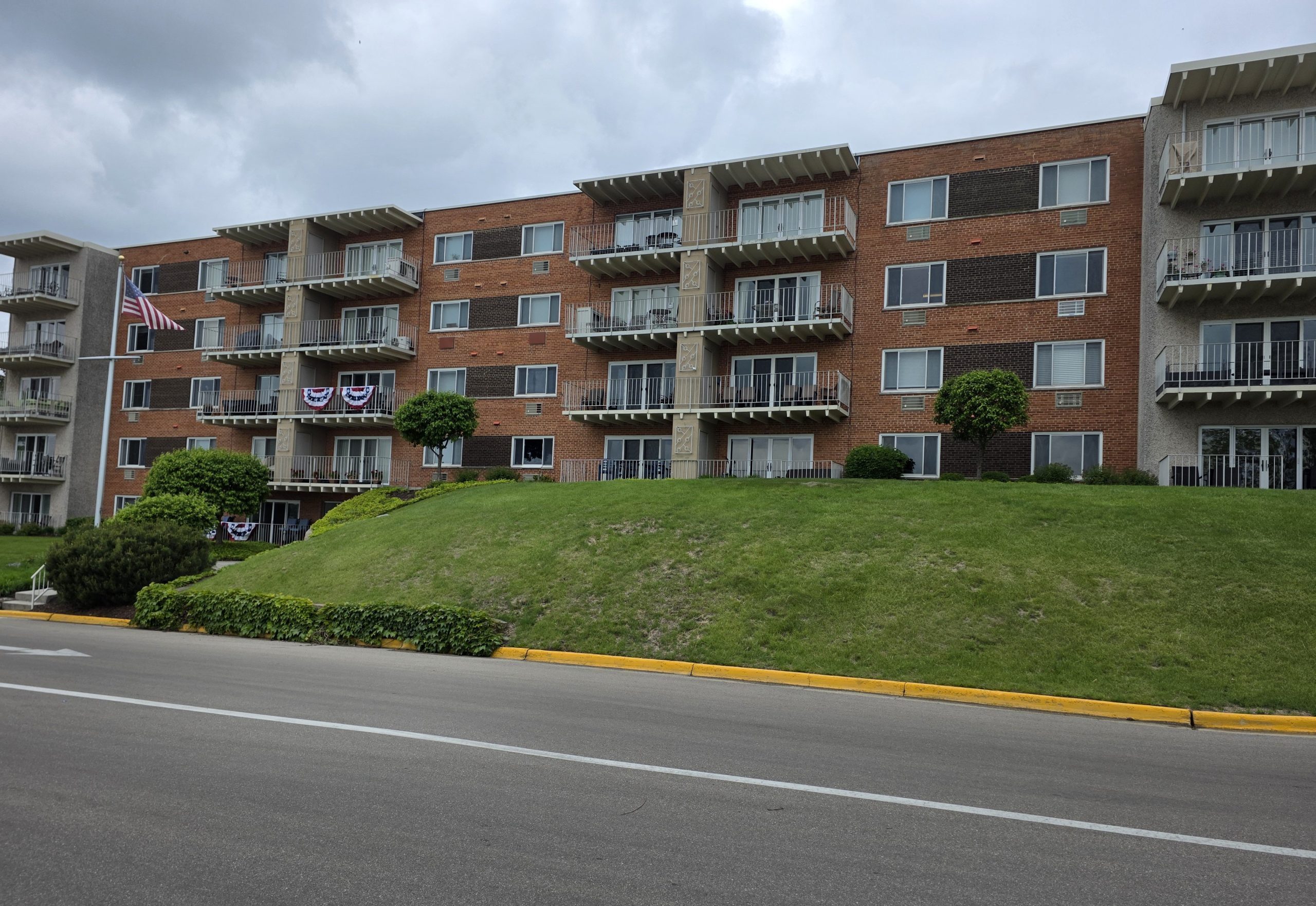 Tuckpointing - Masonry Repair - Caulking